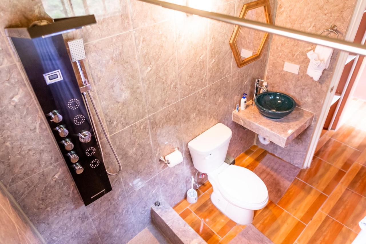 Golden Palms Apartment Кингстаун Экстерьер фото